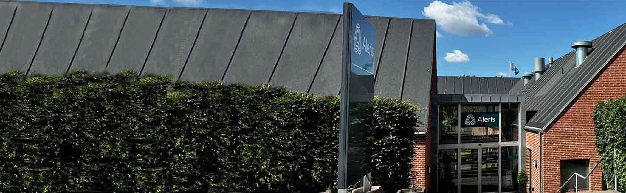 Indgangen ved Aleris Aalborg.