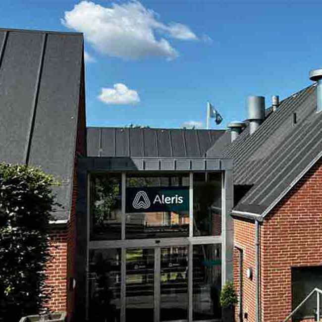 Indgangen ved Aleris Aalborg.