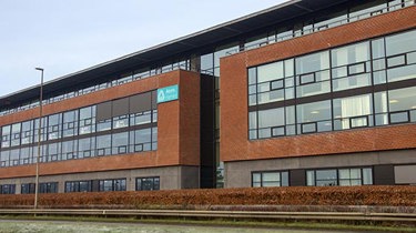 Aleris Hospitaler i Herning - facadebillede.