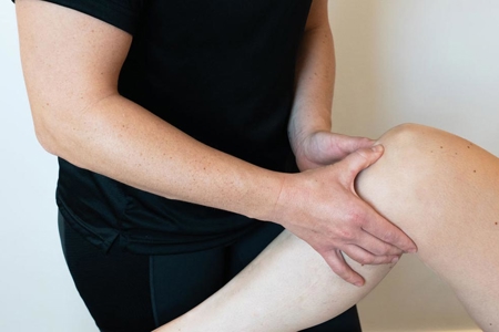 Fysioterapeutisk behandling af knæsmerter