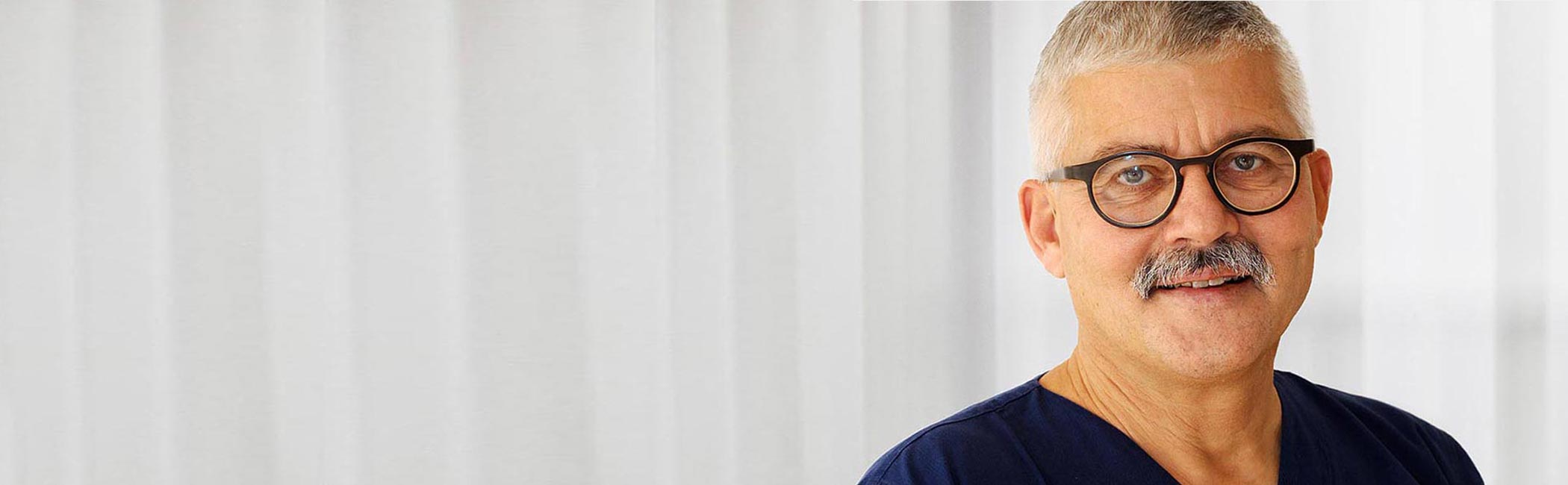 Hans Kristian Pilegaard specialist i operation af tragtbryst hos Aleris Hospitaler.